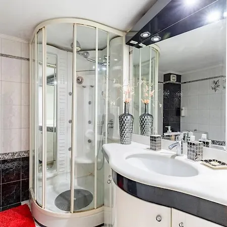 жилье целиком