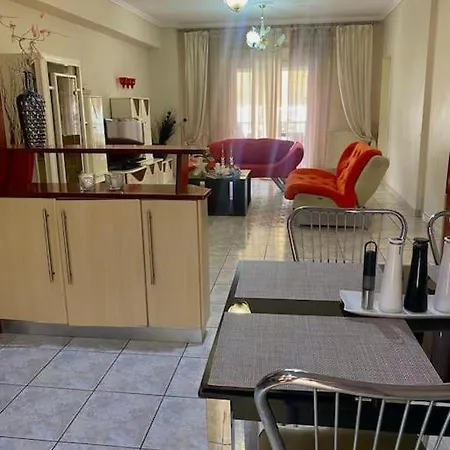 жилье целиком * Szaloniki