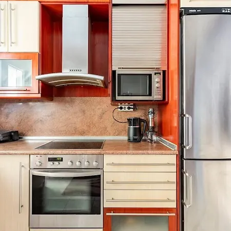 жилье целиком